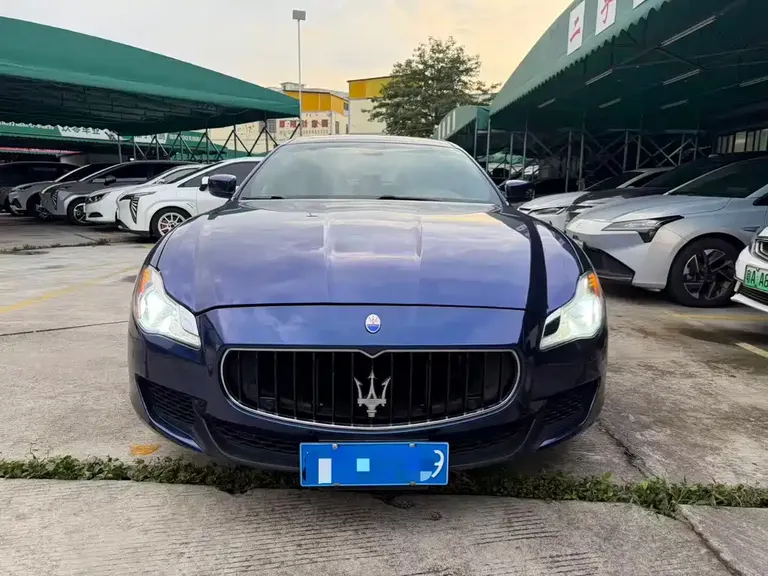 Maserati Quattroporte 3.0 T Standard