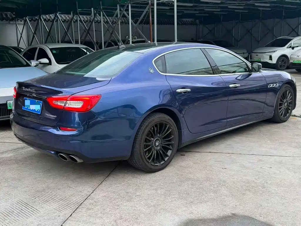 Quattroporte 3.0 T Standard