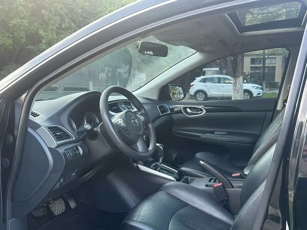 Sylphy 1.6 XL CVT Luxury