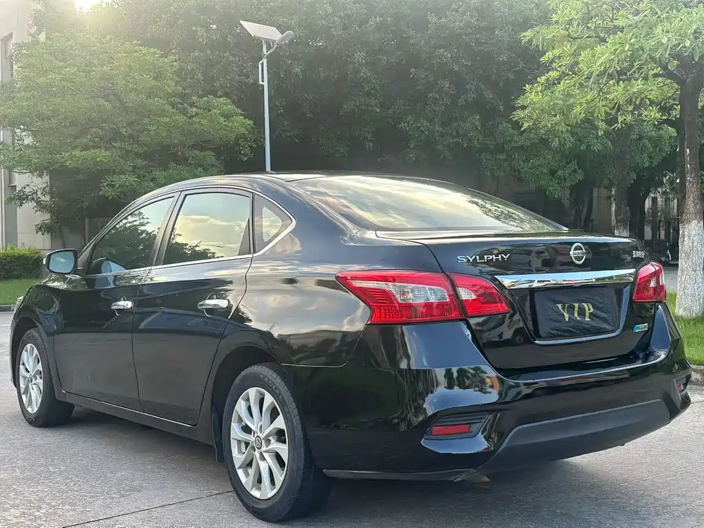 Sylphy 1.6 XL CVT Luxury