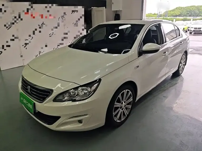 Peugeot 408 1.6 T Auto Luxury