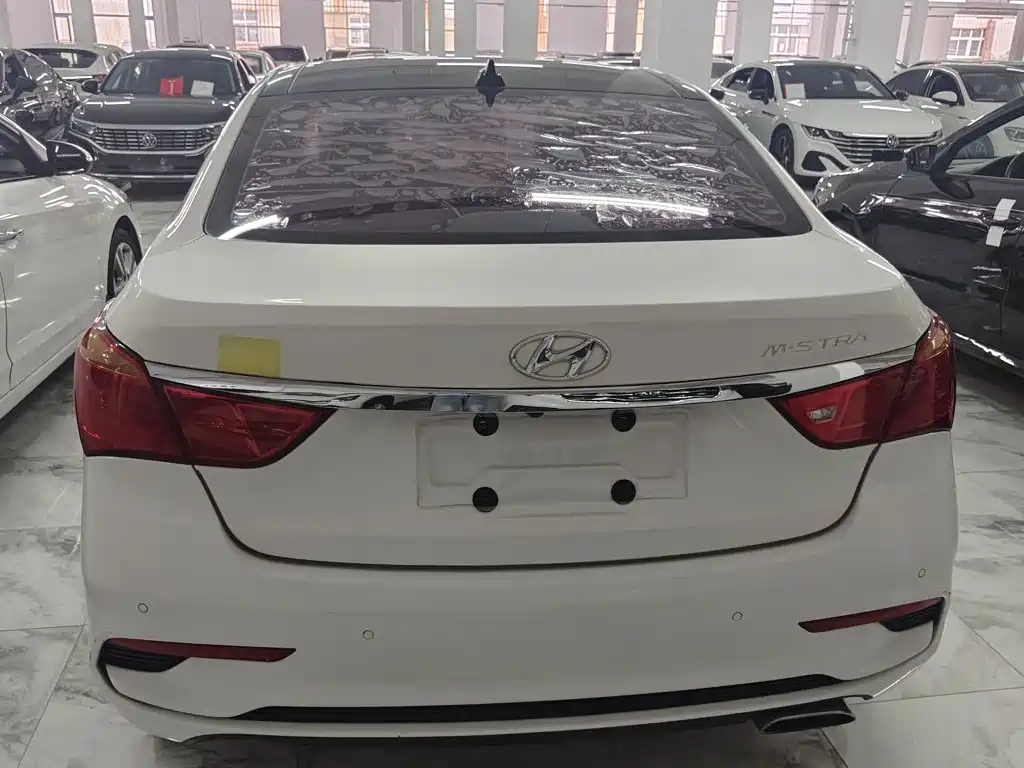 Mistra 1.6 T Auto Intelligent GLS CN-V