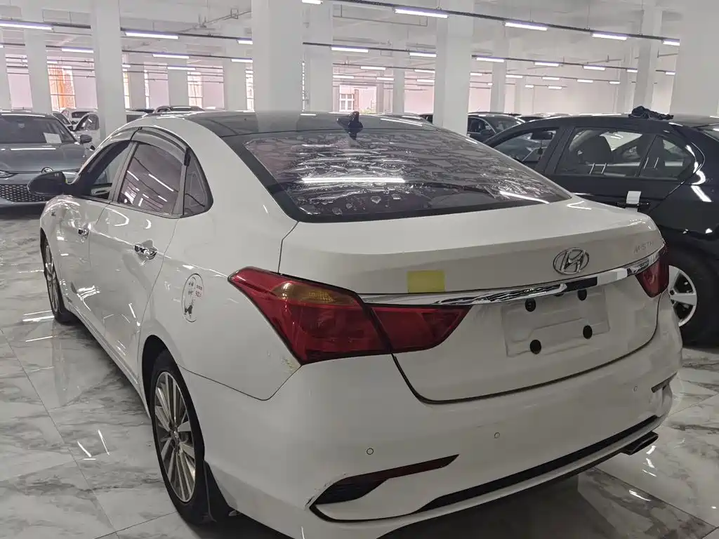 Mistra 1.6 T Auto Intelligent GLS CN-V