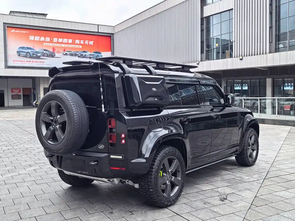 Land Rover Defender 110 3.0 T P400 X-DYNAMIC HSE