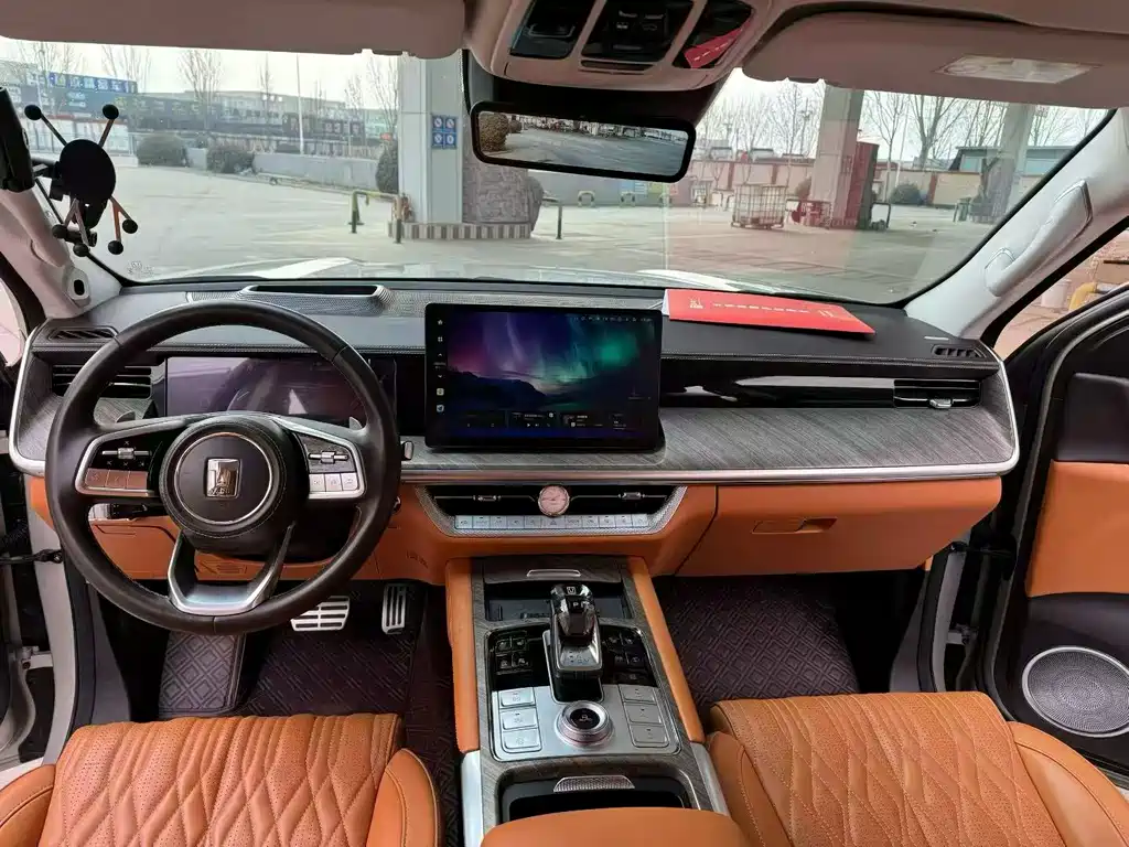 Tank 500 坦克500 2022款 3.0 T 商务版 登峰型 5座