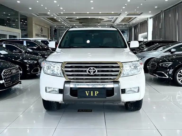 Toyota Land Cruiser 4.7 L Auto VX-R