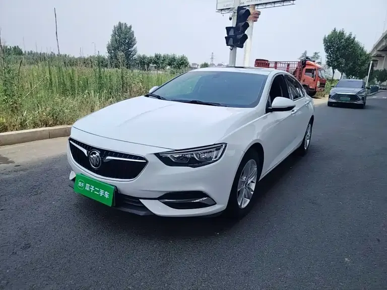Buick Regal 20 T Elite CN-V