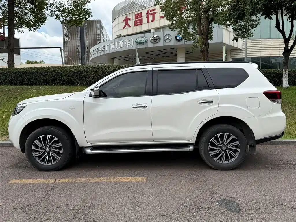 Terra 2.5 L XL Upper 4 WD Auto 4 WD Luxury