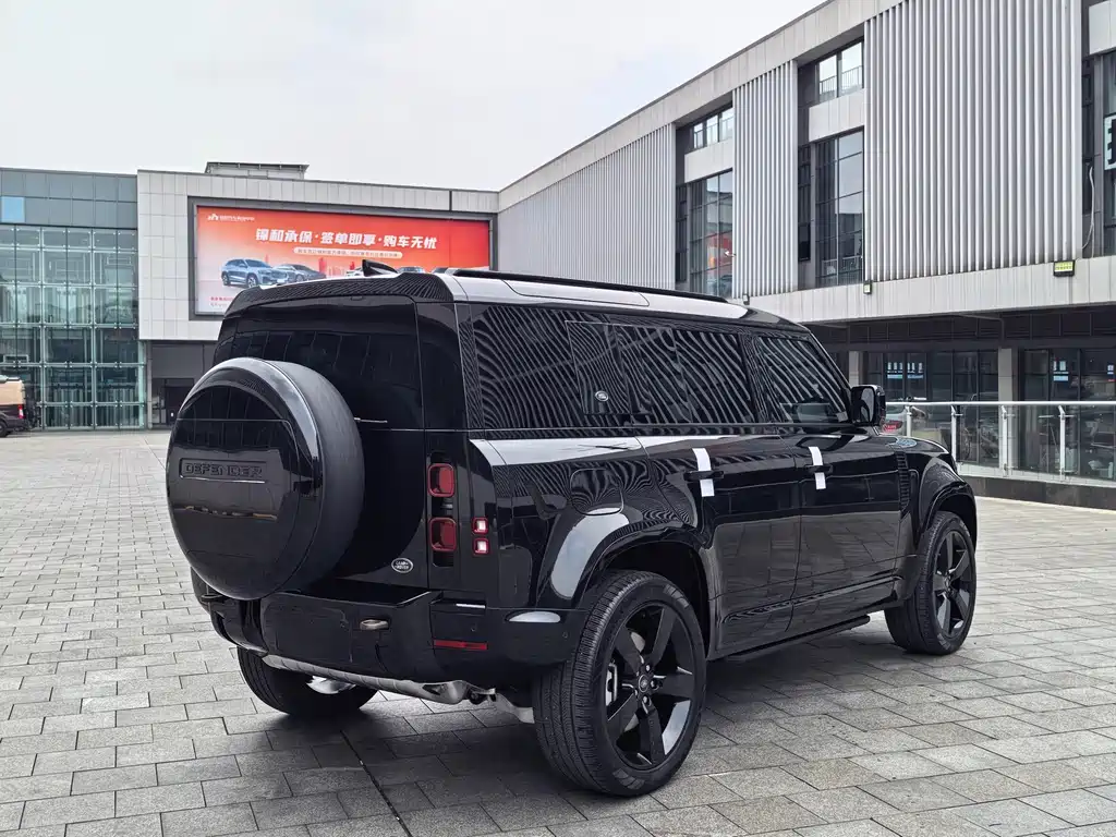 Land Rover Defender Facelift 110 3.0 T P400 X-DYNAMIC HSE