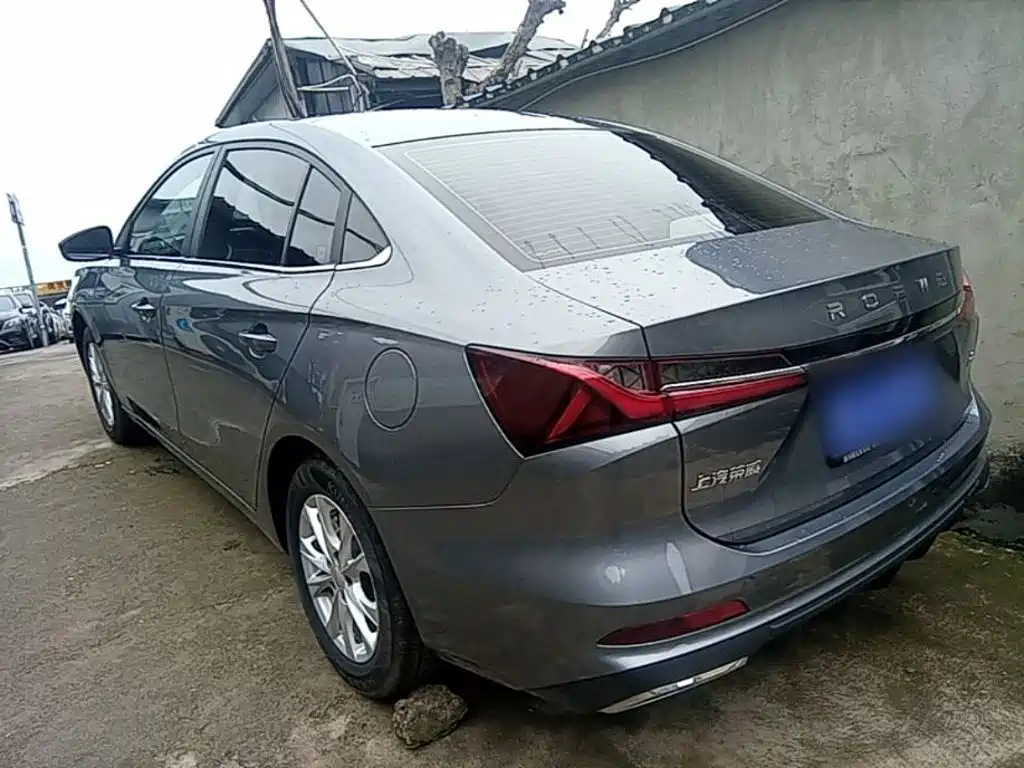 Roewe i5 1.5 L CVT Luxury