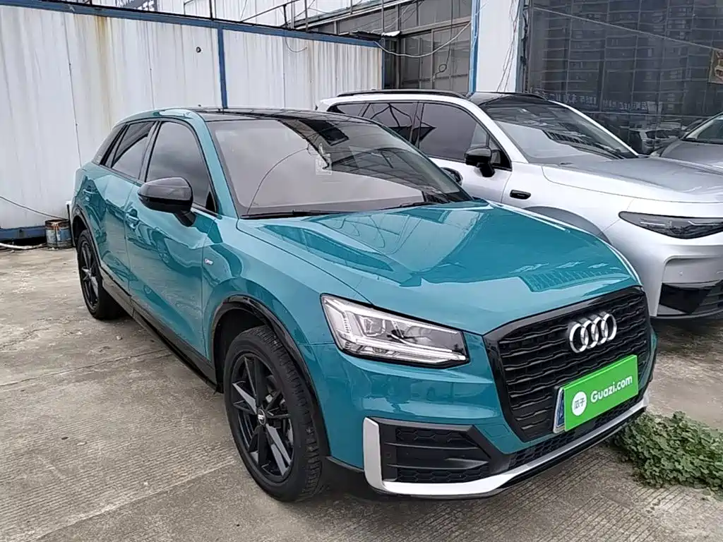 Audi Q2 L 35 TFSI Progressive Dynamic