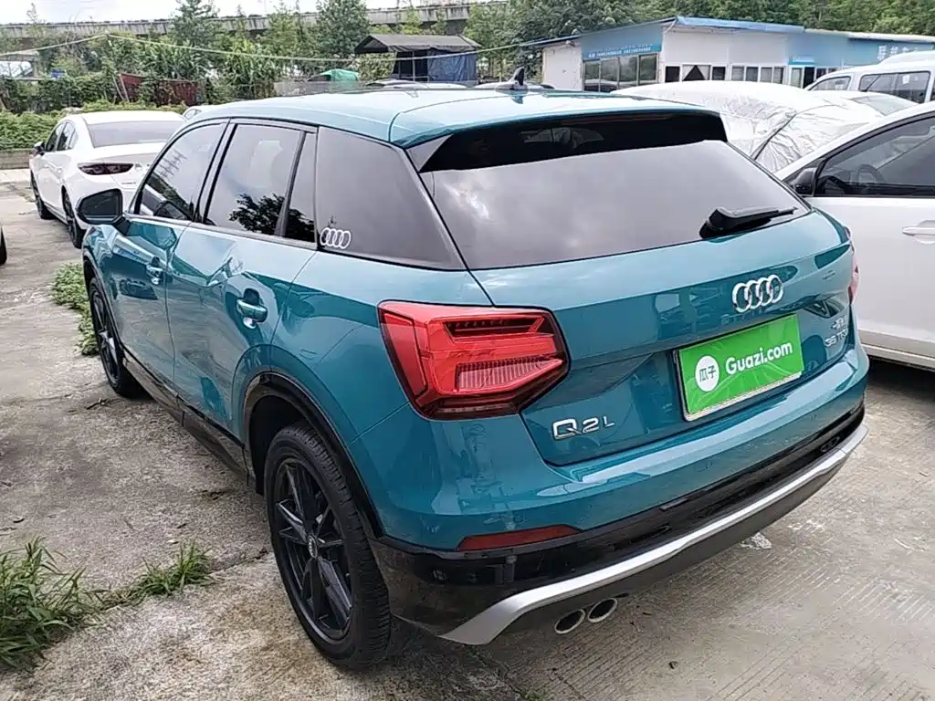 Audi Q2 L 35 TFSI Progressive Dynamic
