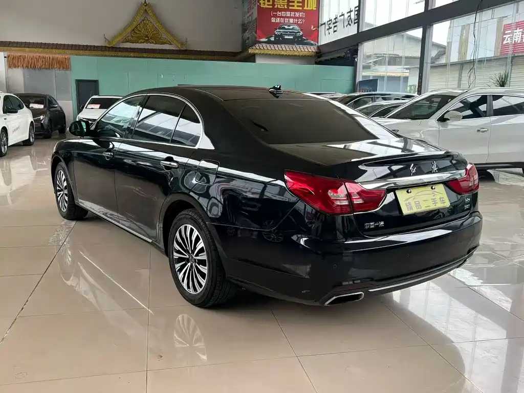 Hongqi H7 2.0 T Luxury