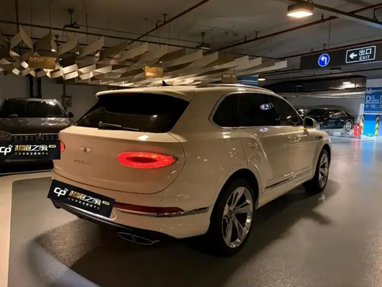 Bentley Bentayga 4.0 T V8