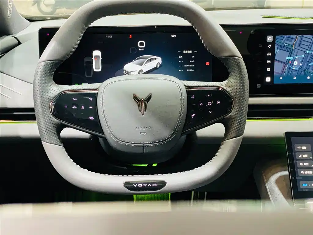 Voyah Zhuiguang PHEV 4 WD Ultra Long Range Flagship