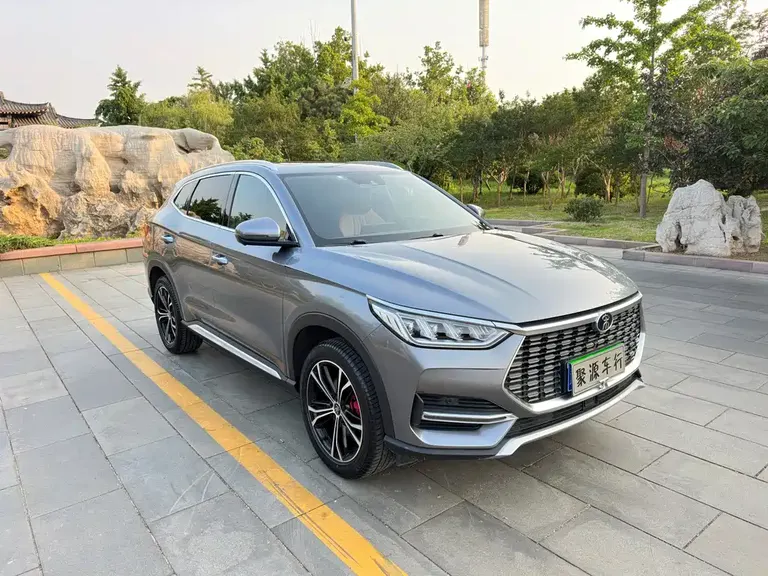 BYD Song PLUS 1.5 T Auto Flagship
