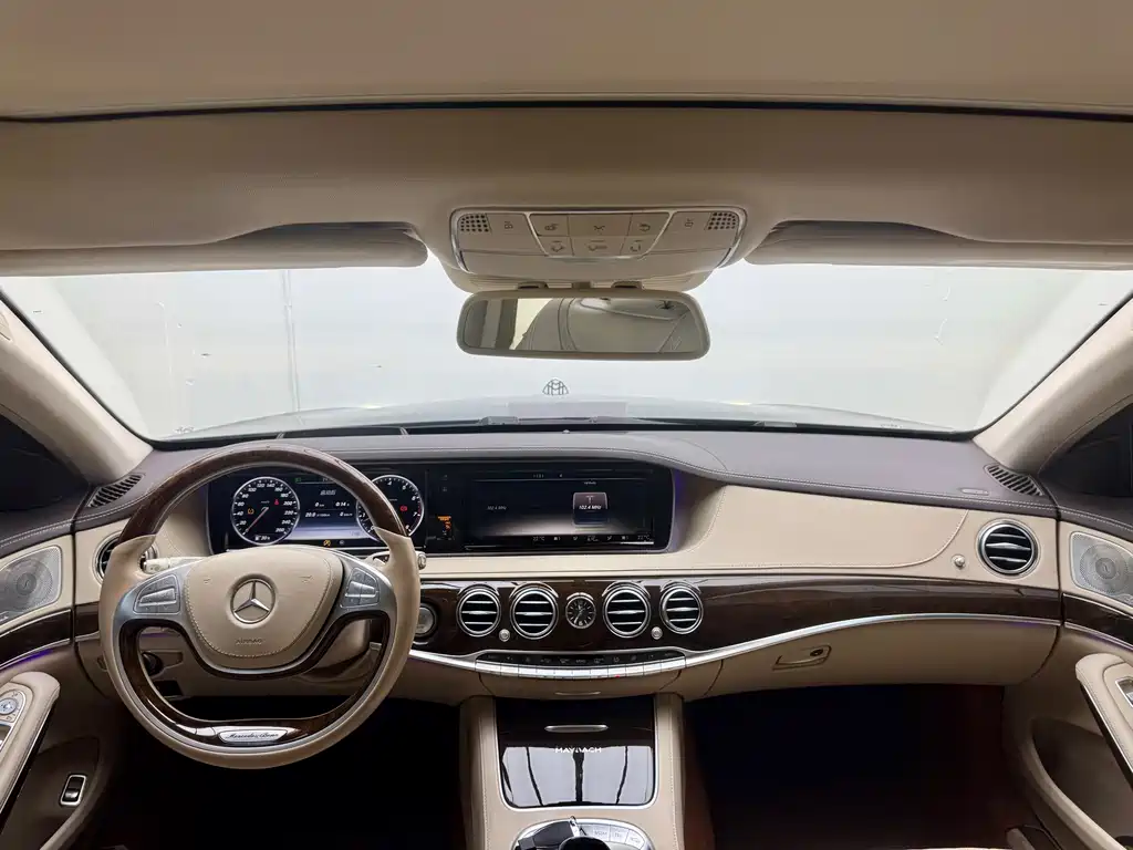 Maybach S-Class S 500 4 MATIC