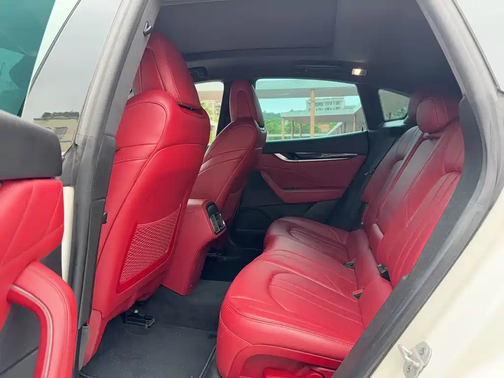 Levante 3.0 T Modena