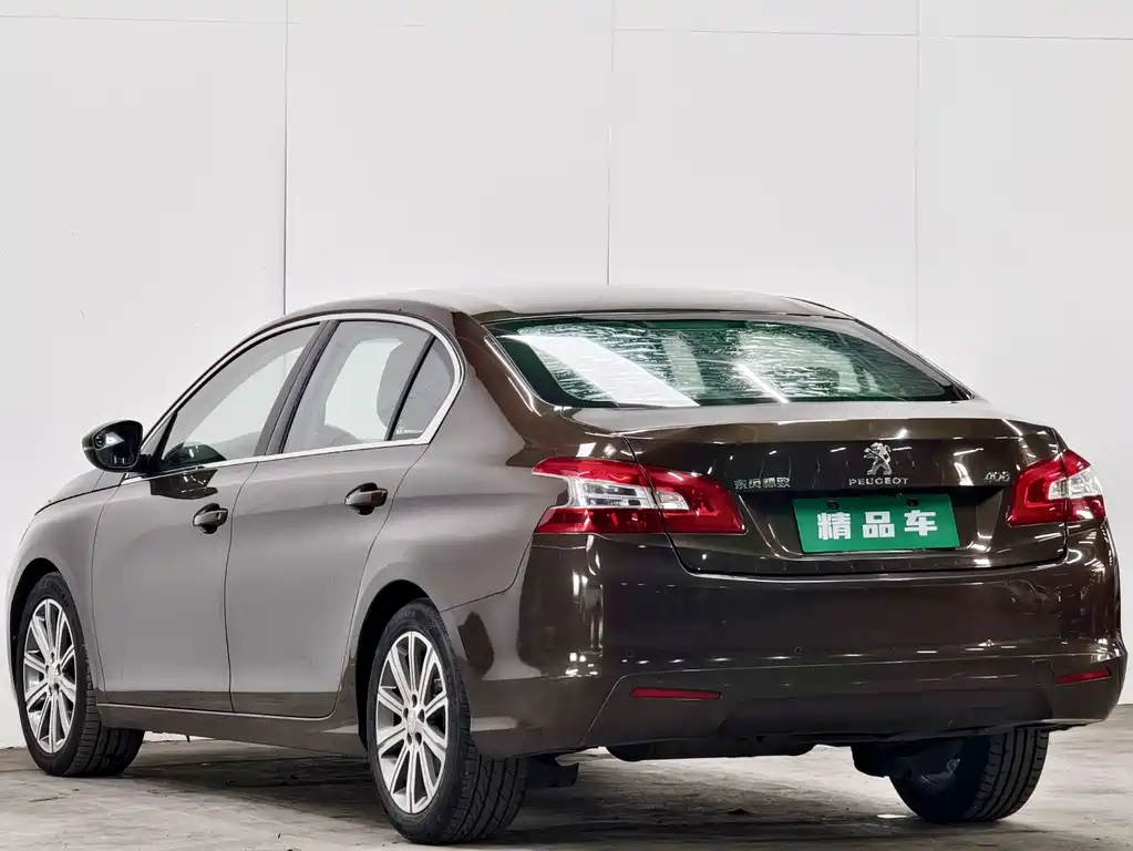 Peugeot 408 1.8 L Auto Luxury