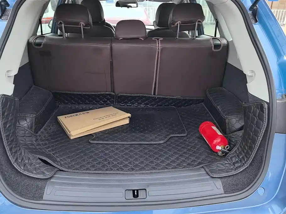 Roewe RX5 荣威RX5 2019款 20 T 两驱手动4 G互联铂金版