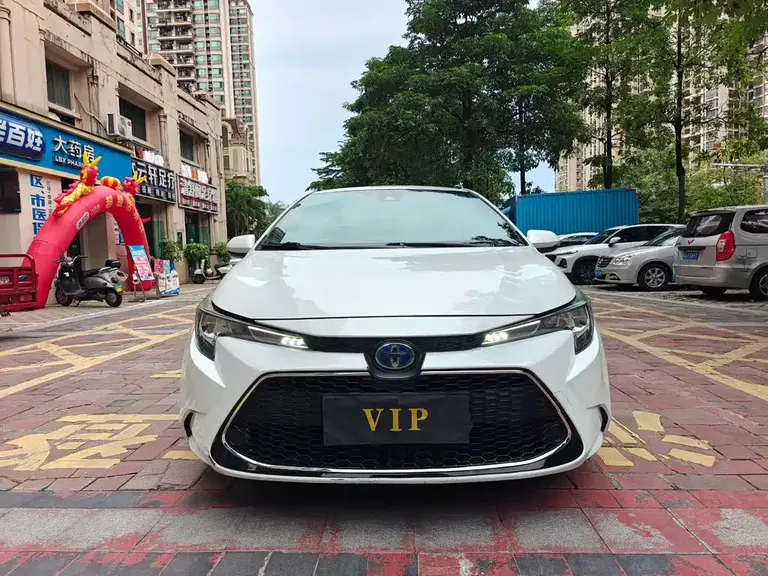 Toyota Levin Dual Engine 1.8 H E-CVT Sport