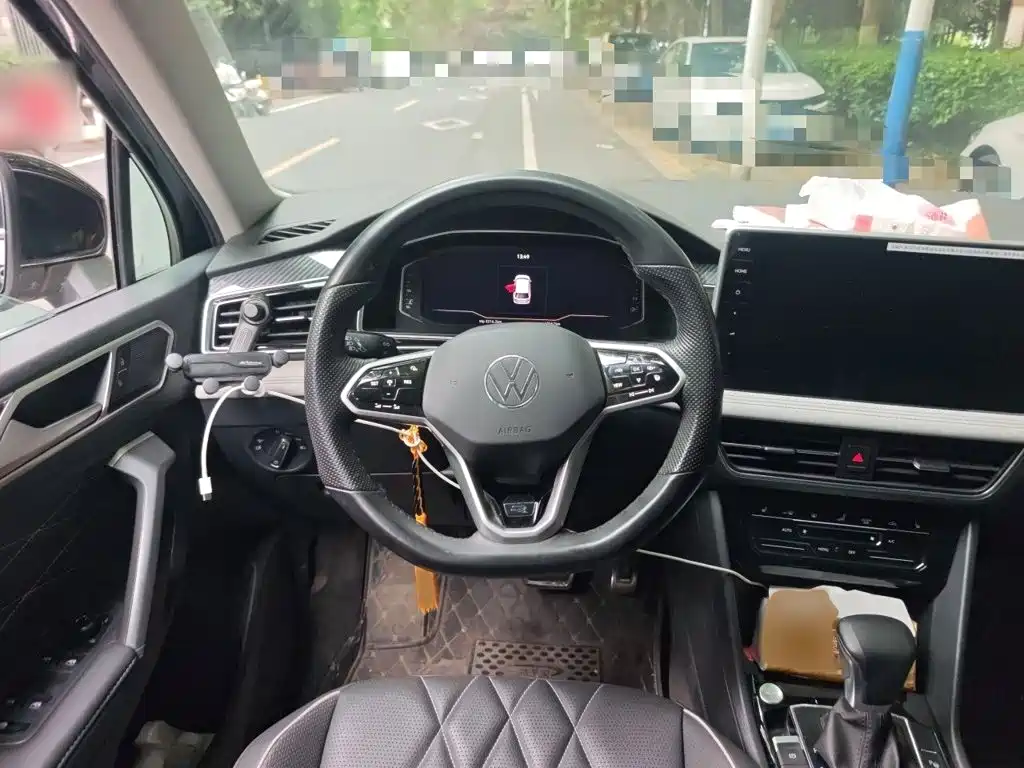 Tiguan L 330 TSI Auto 2 WD R-Line Premium