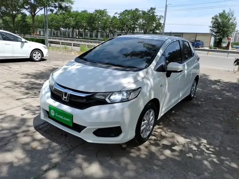 Honda Fit 1.5 L CVT Comfort Sunroof