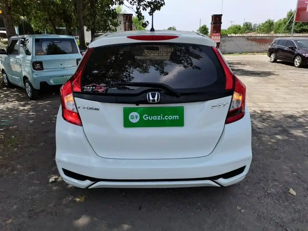 Fit 1.5 L CVT Comfort Sunroof