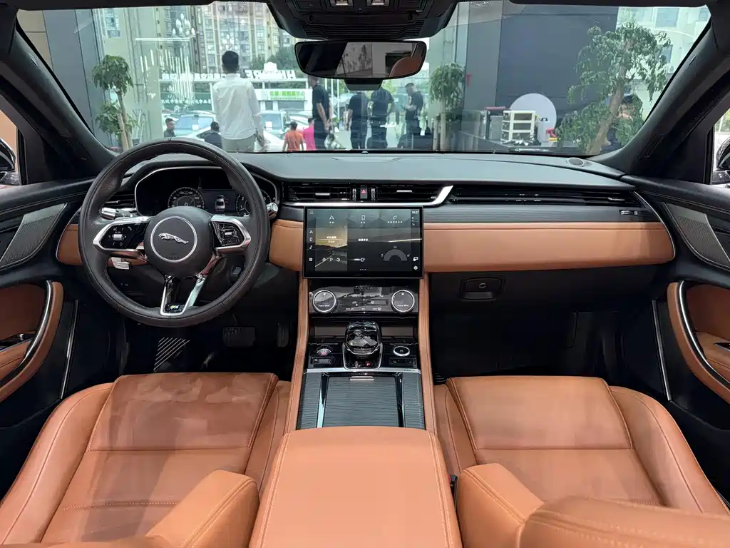 Jaguar XFL XFL 2.0 T P250 2 WD Elite Sport