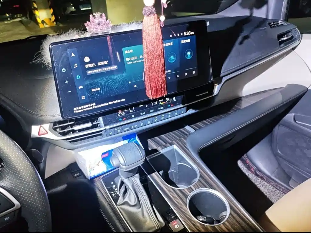 Sienna 2.5 L Hybrid Supreme