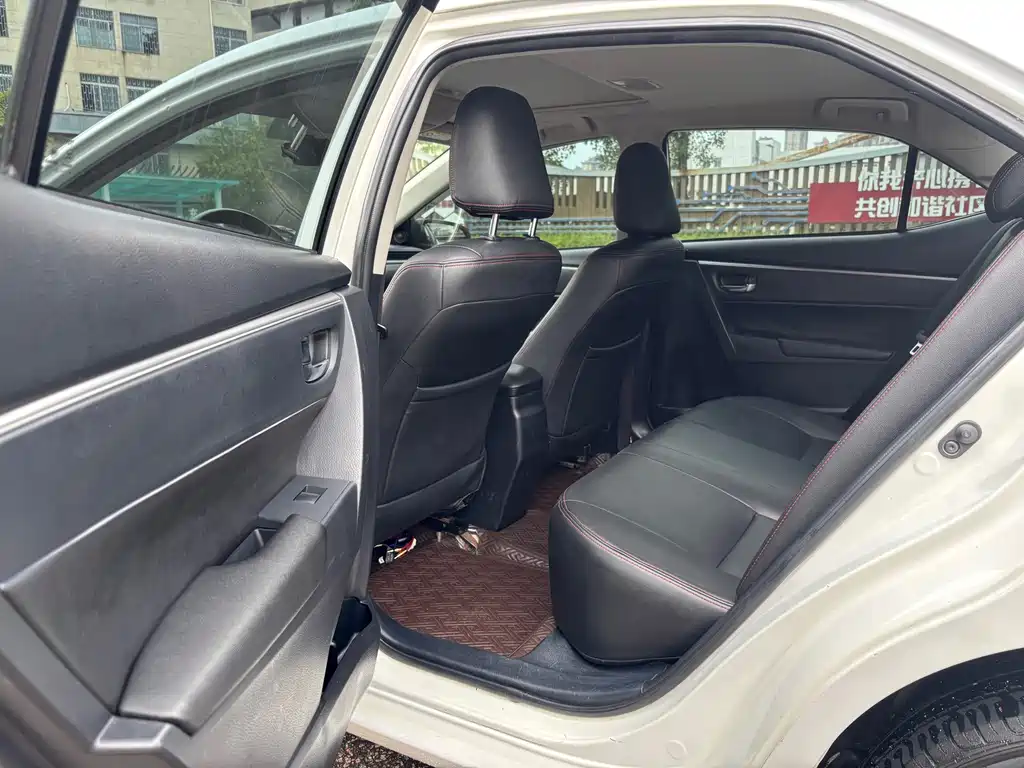 Levin 1.6 G CVT Elite