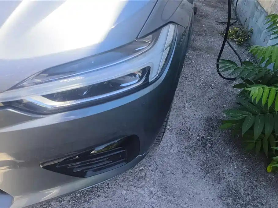 Volvo XC60 PHEV T8 E Drive Hybrid Smart Grace Sport CN-V