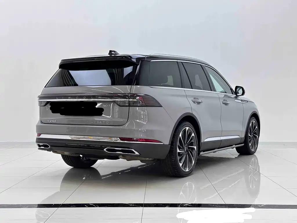 Aviator 3.0 T V6 4 WD Luxury Elegant 6-seat