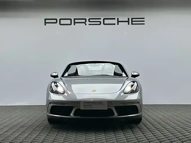 Porsche 718 Boxster 2.0 T