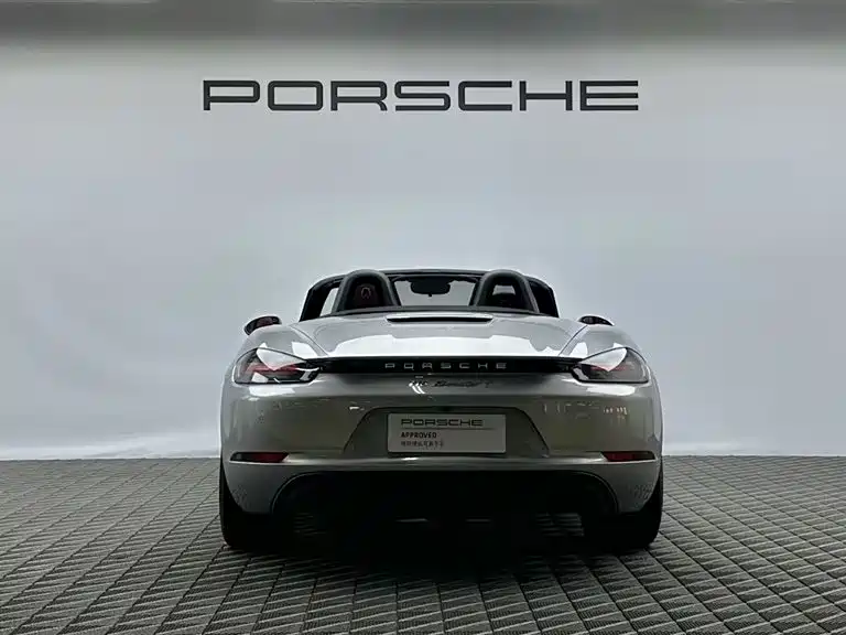 Porsche 718 Boxster 2.0 T