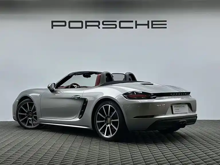 Porsche 718 Boxster 2.0 T