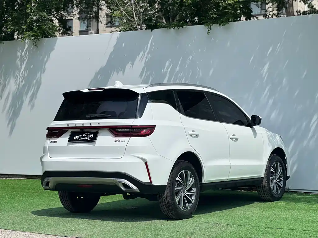 Vision X6 PRO 1.4 T Auto Distinguished