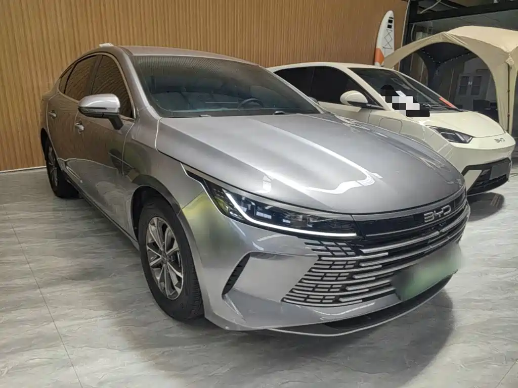 Destroyer 05 Glory DM-i 55 KM Luxury