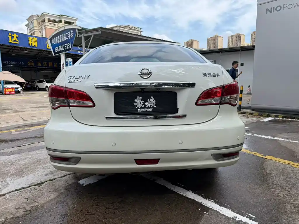 Sylphy Classic 1.6 XE Auto Comfort