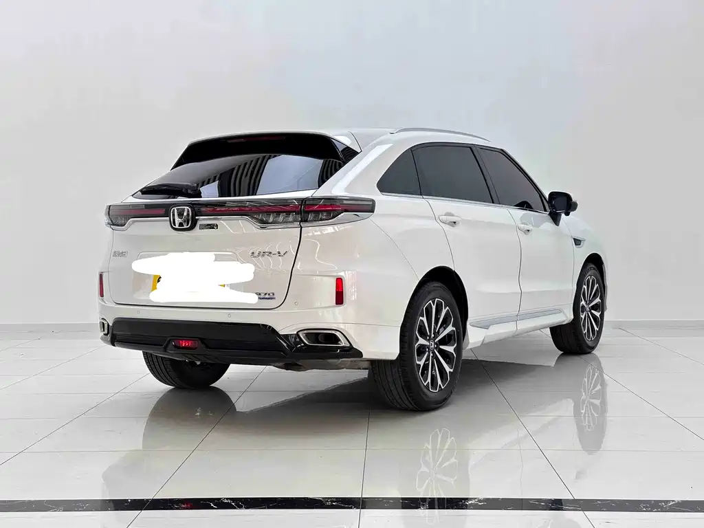 Honda UR-V 370 TURBO 2 WD Graceful