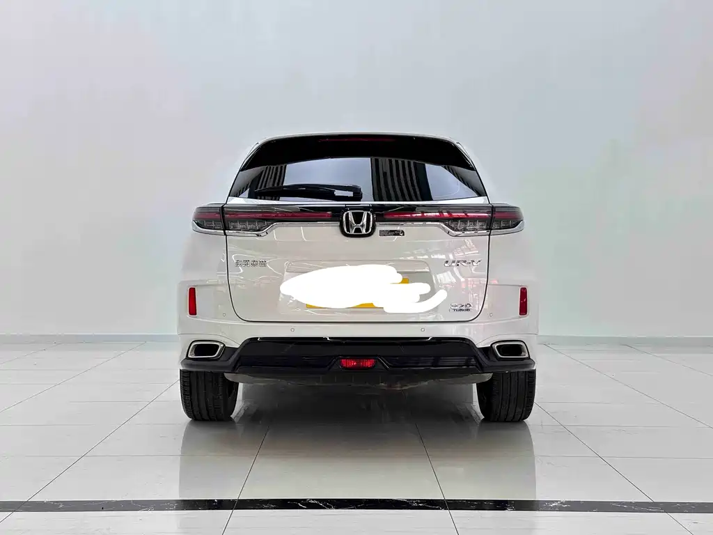 Honda UR-V 370 TURBO 2 WD Graceful
