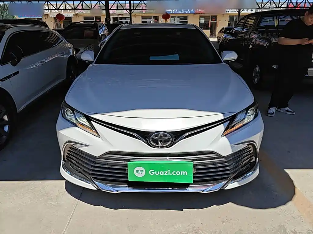 Camry 2.0 G Luxury