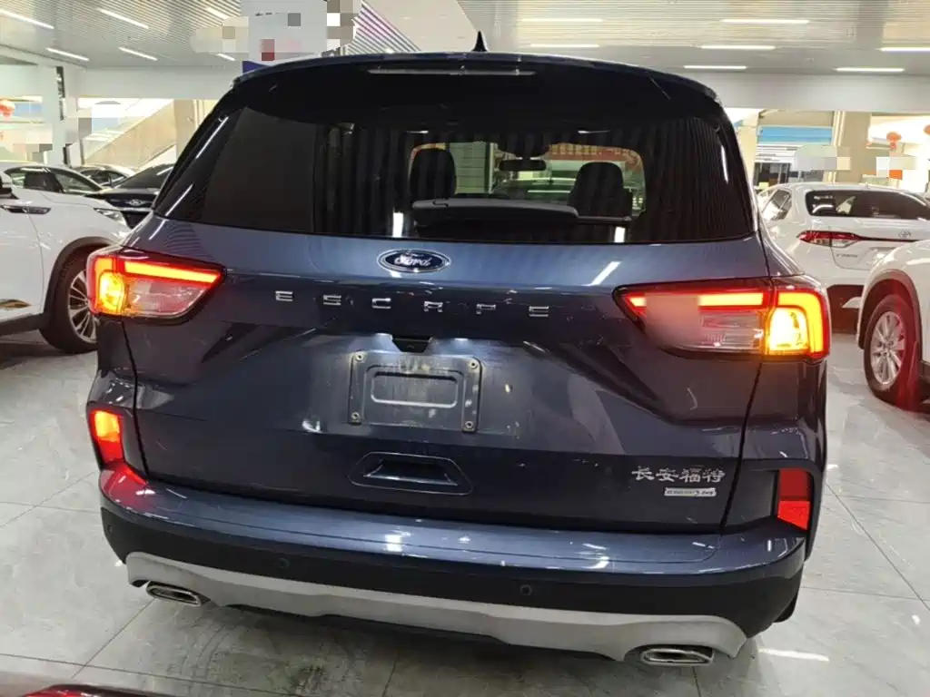 Escape EcoBoost 245 2 WD Shine Enjoyment