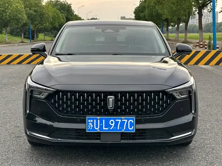 Besturn B70 3 rd Gen 1.5 T Auto Premium