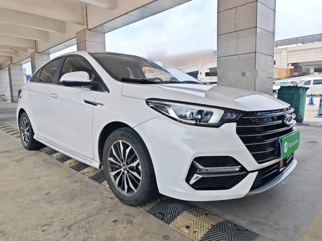 Arrizo 5 PLUS Xiaose 1.5 T CVT Enjoyment PLUS