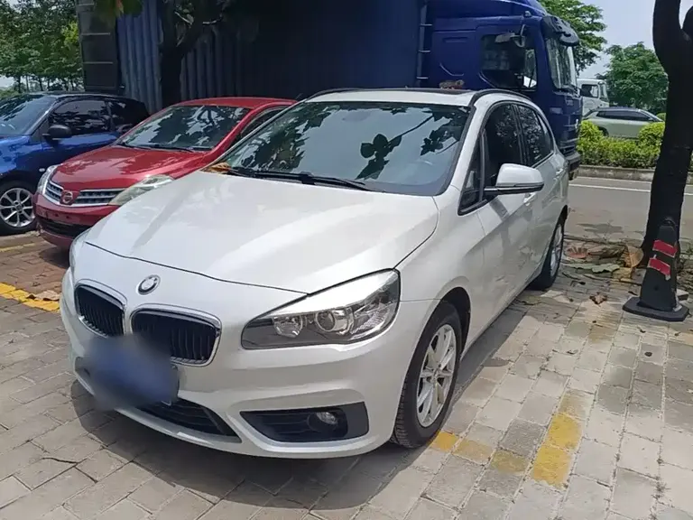 BMW 2 Series Active Tourer 218 i Fashion