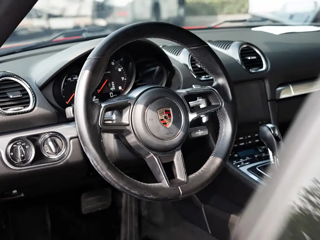 Porsche 718 Cayman 2.0 T