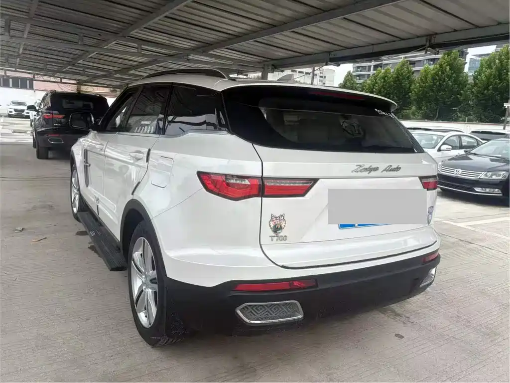 Zotye T700 1.8 T DCT Premium