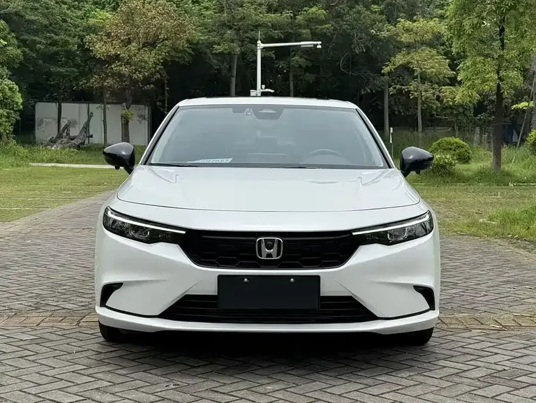 Honda Integra 240 TURBO CVT Tech