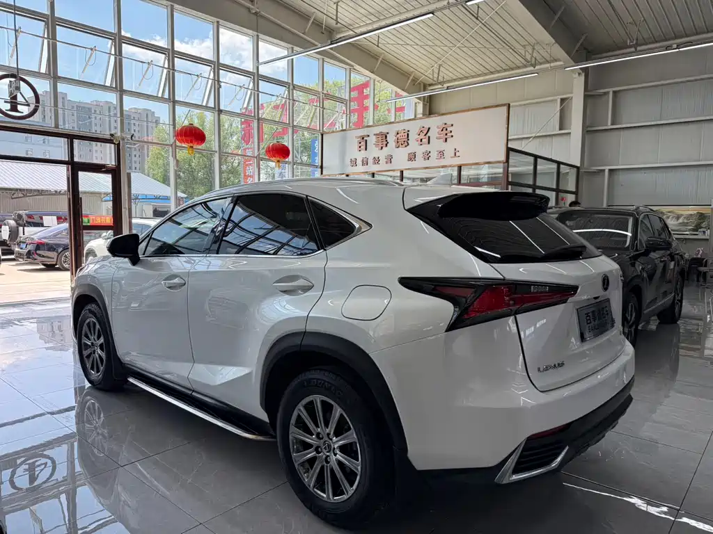 Lexus NX 200 AWD Sharp Style CN-VI